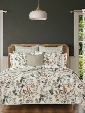 Royal Court Evergreen Quilt Set with Shams NEW SZ TWIN/TWIN XL